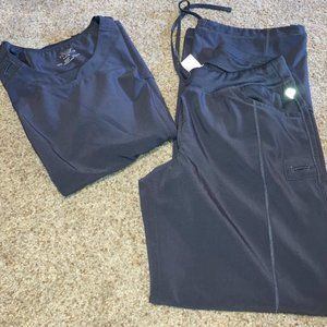 Gray Cherokee Infinity Scrubs Women's Size Medium
